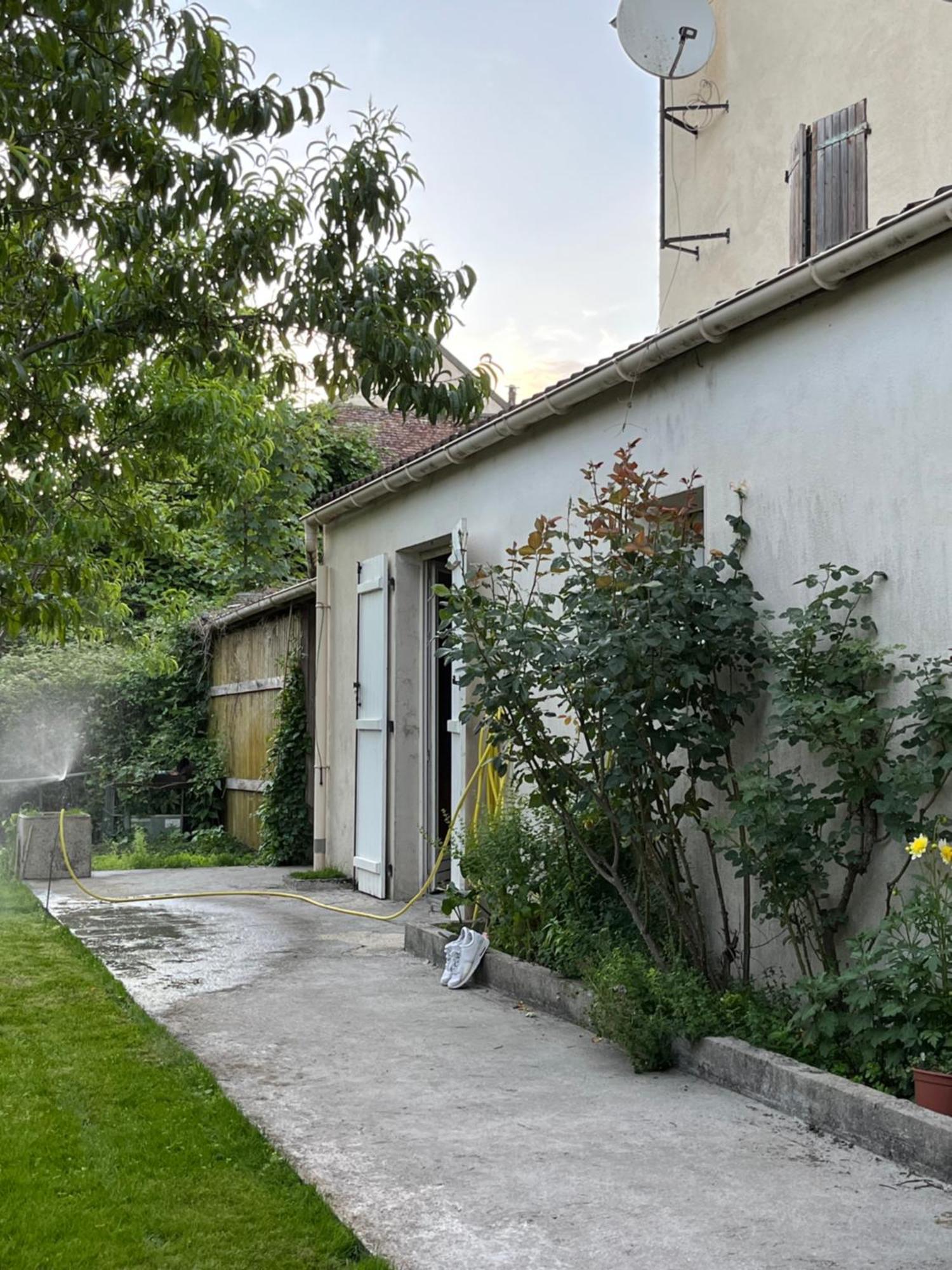Endroit Charmant Coulommiers Exteriér fotografie