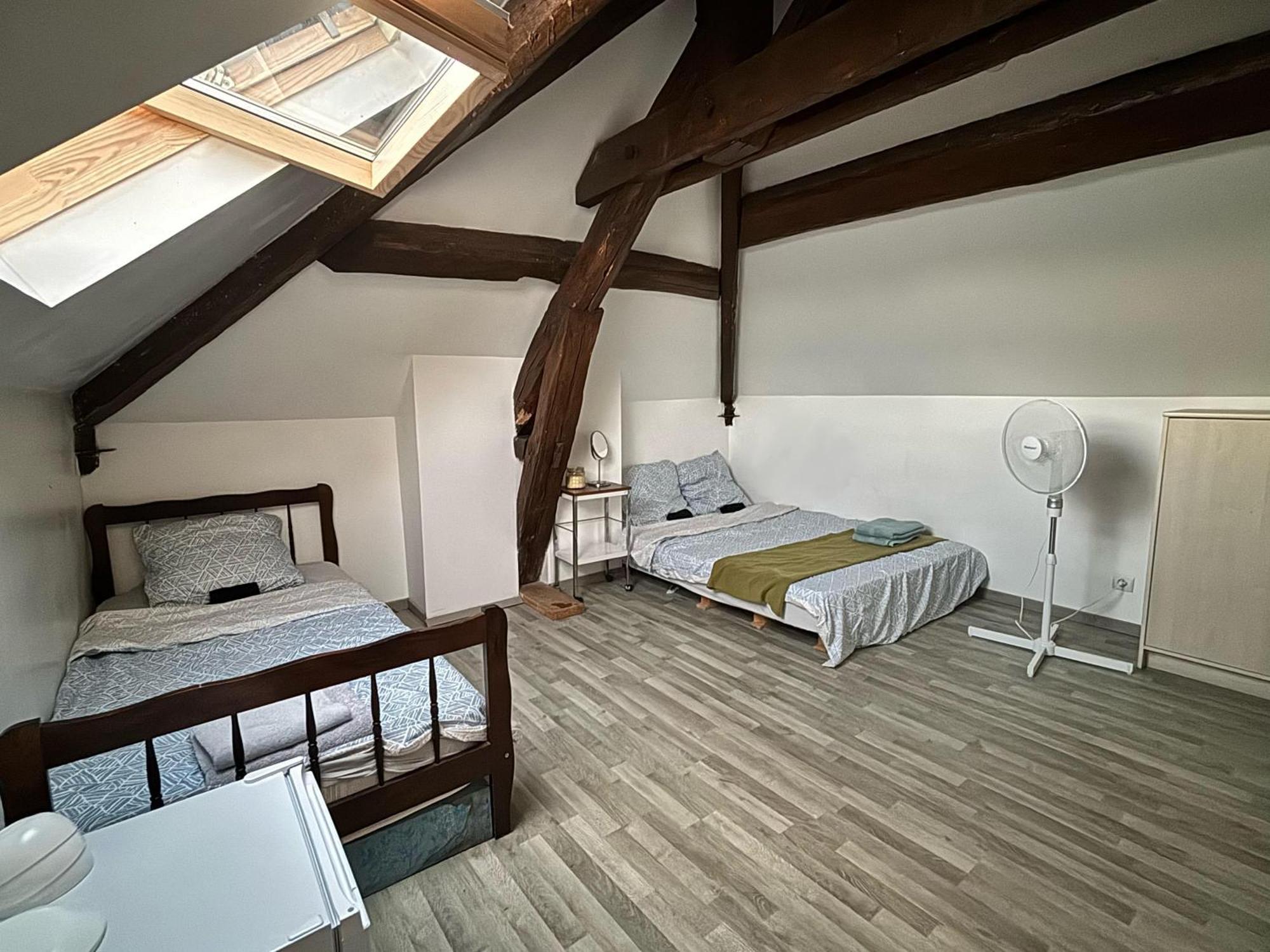 Endroit Charmant Coulommiers Exteriér fotografie